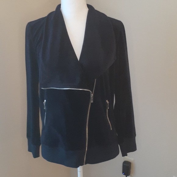 Two vince - Picture 6 of 11